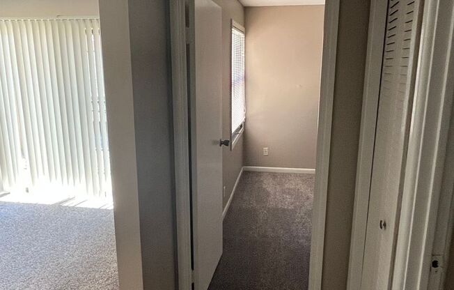 2 beds, 2 baths, 1,068 sqft, $1,319, Unit 7524-07