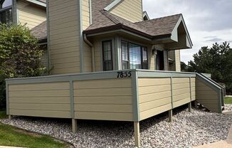 MOVE IN SPECIAL: $500 off your 1st month! | $1818 | 2BR/2BA | Dog Friendly Townhouse with a Loft in Briargate