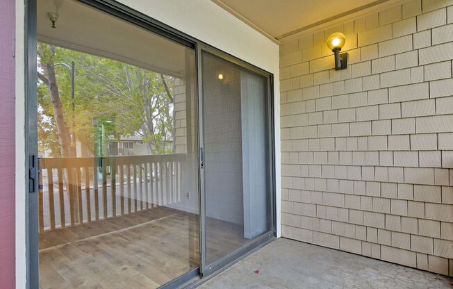 2 beds, 2 baths, $3,500, Unit APARTMENT 111