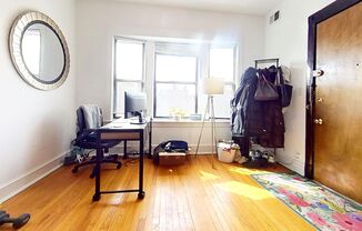 859 Oakdale/2915-19 Mildred