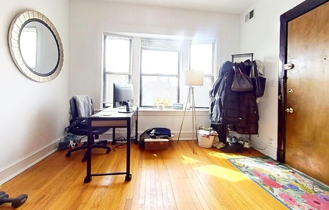 859 Oakdale/2915-19 Mildred