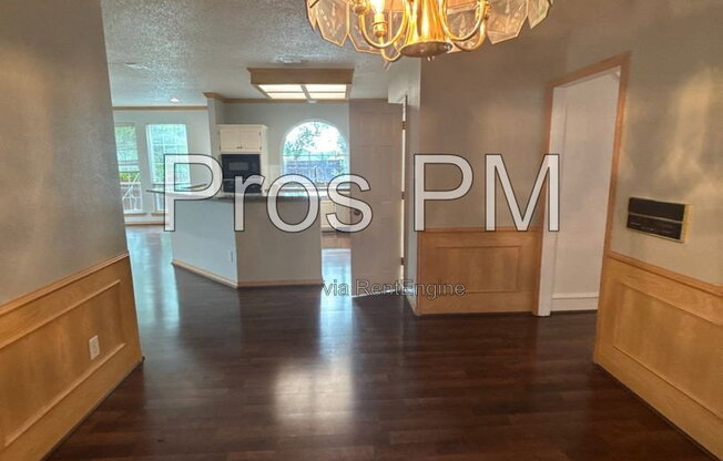 3101 CRICKETT DR