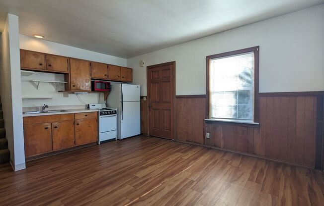 1 bed, 1 bath, $1,195