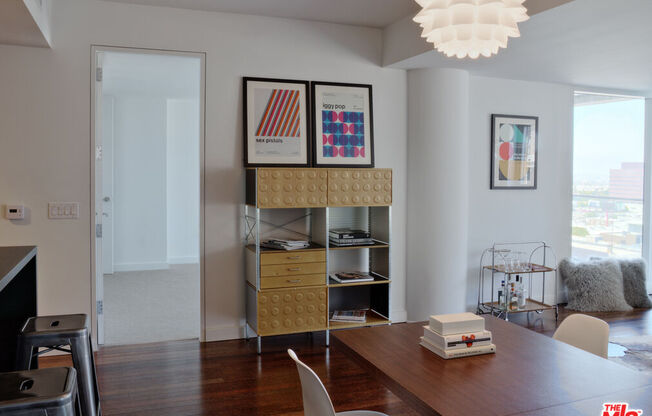 2 beds, 2.5 baths, 1,700 sqft, $5,250, Unit 10N