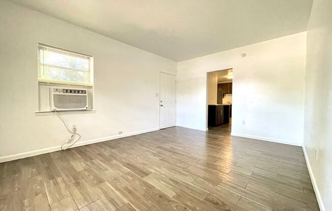 Newly Renovated 1 bedroom 1 bath Downtown Apartment  with reserved parking