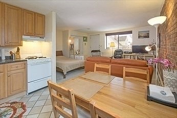 1 BELKNAP ST