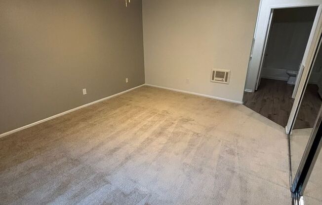 1 bed, 1 bath, 780 sqft, $2,425, Unit 117