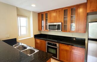 2 Bed/2 Bath Condo at Villa La Jolla!