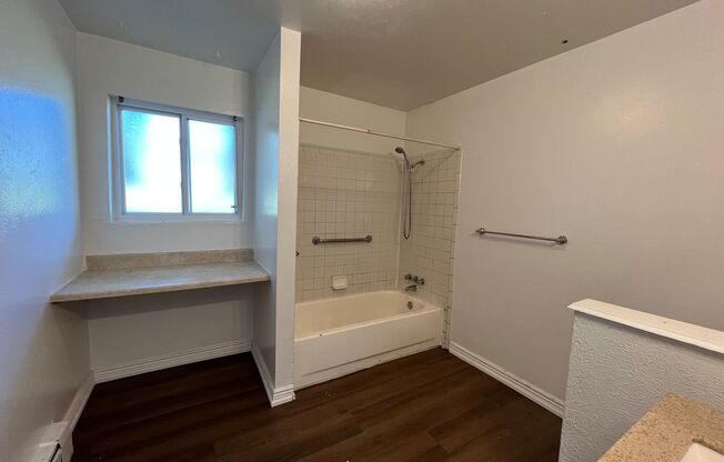 3 beds, 1 bath, $1,775