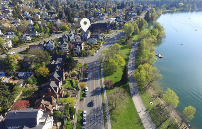 Greenlake - 4 Bedroom