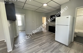 135 PETER ST
