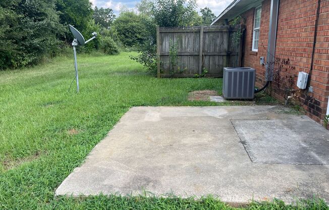 2 Bed, 1 Bath Apartment