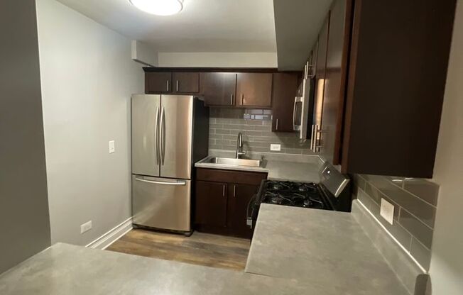 1 bed, 1 bath, 700 sqft, $1,650, Unit 401
