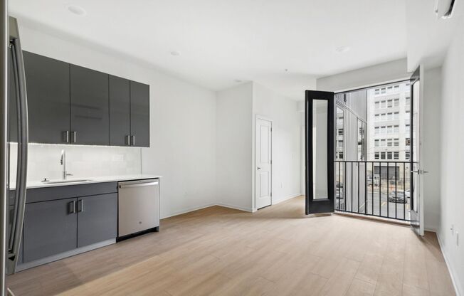 245 N 12th St