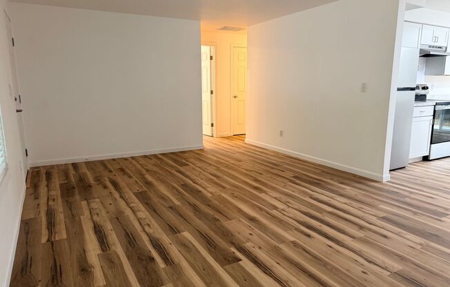 3 beds, 2 baths, $2,595