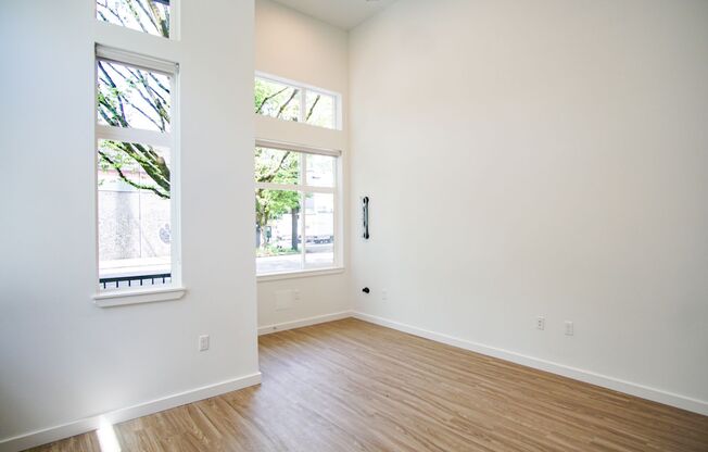 Spacious 1-Bedroom w/Condo-Grade Finishes