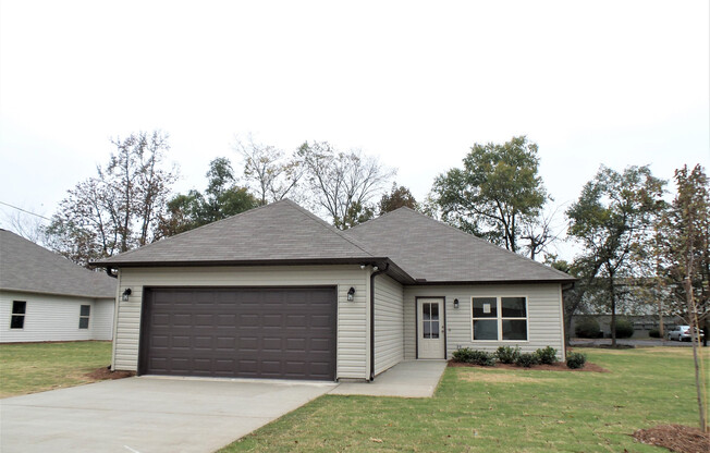 Home in Bessemer...Available to View with 48 Hours Notice!  DEPOSIT PENDING!!!