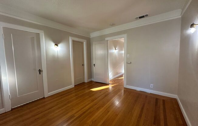 1 bed, 1 bath, $1,875, Unit 3935