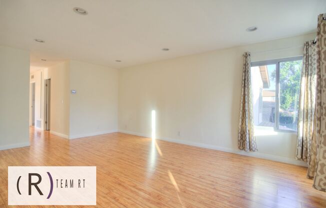 3 beds, 2 baths, $3,000, Unit APARTMENT 85