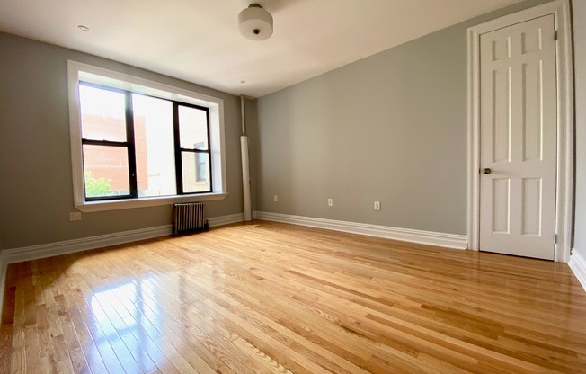 Studio, 1 bath, $2,300, Unit 3C