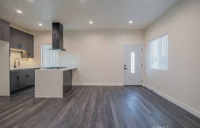 1 bed, 1 bath, 530 sqft, $2,000