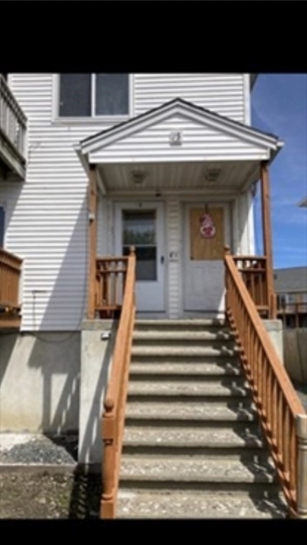 73 NEPONSET ST