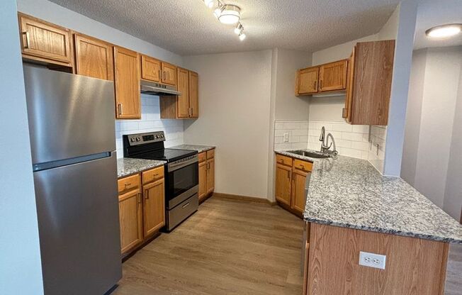 1 bed, 1 bath, 709 sqft, $1,045, Unit 95-205