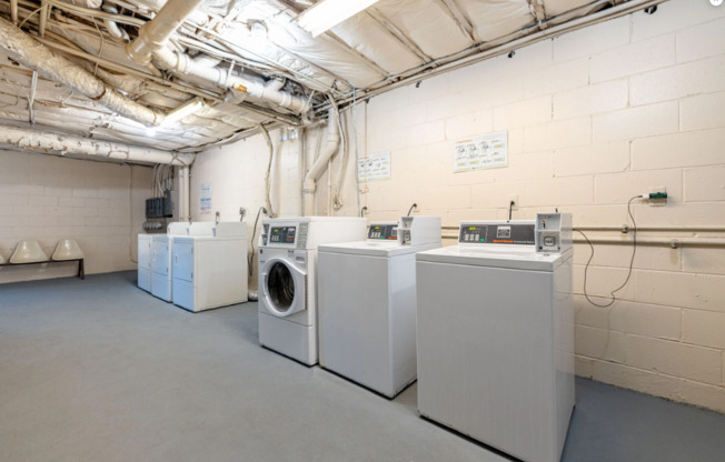 2 beds, 1 bath, 836 sqft, $1,350.7, Unit 1532-C