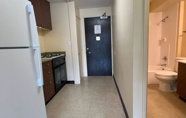 Available 4/11/25  Waikiki studio at the Ilikai Marina Apartments