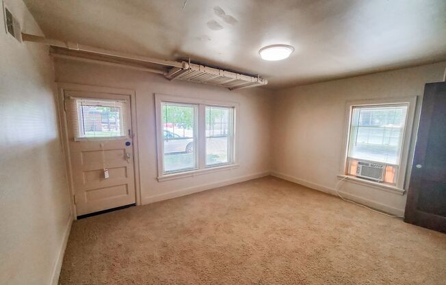 1 bed, 1 bath, 650 sqft, $895, Unit Unit 103 A650