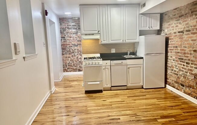 320 S 12th St