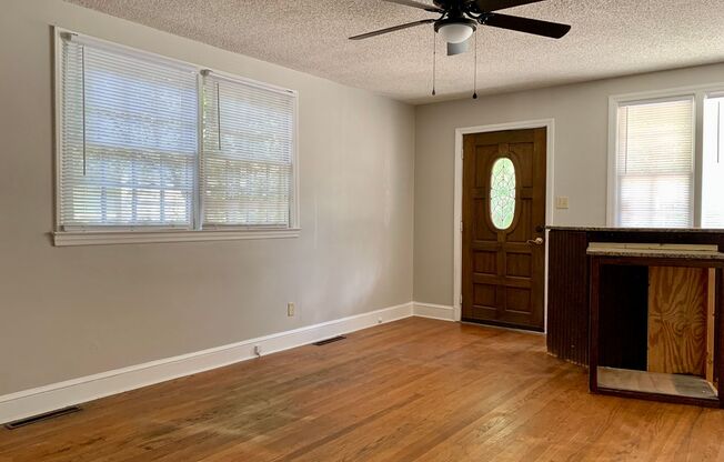 4 beds, 2.5 baths, $4,200