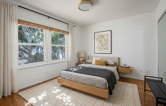 5844 W 88 ST