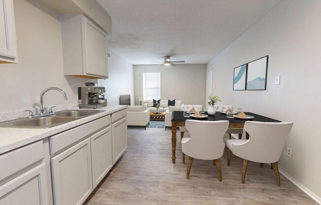2 beds, 1 bath, 980 sqft, $949, Unit 1160/163