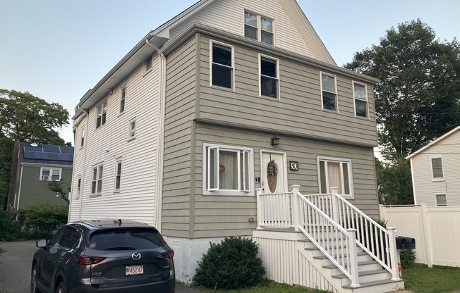 30 TAUNTON AVE