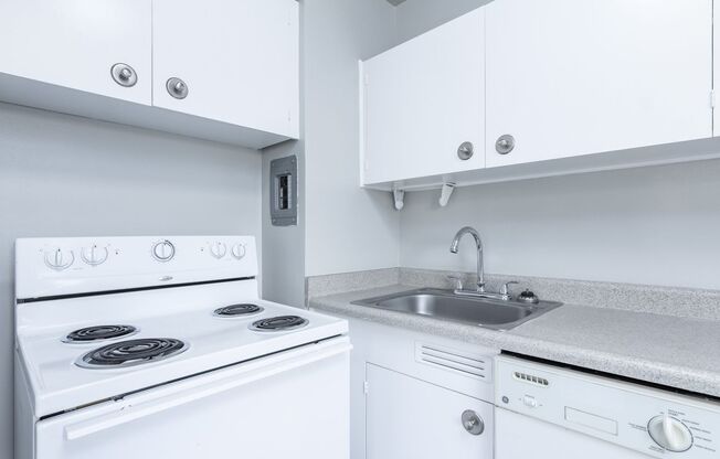 1 bed, 1 bath, 593 sqft, $1,200, Unit 506