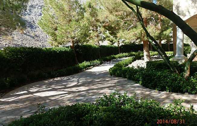 *BEAUTIFUL LAKE LAS VEGAS CONDO WITH SPECTACULAR VIEWS OF MOUNTAINS & LAKE!!