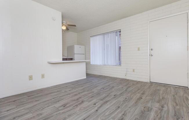 1 bed, 1 bath, 550 sqft, $799