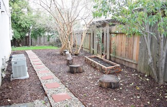 6049 Northcrest Circle #3