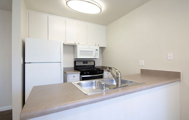 1 bed, 1 bath, 601 sqft, $2,495, Unit 25-20