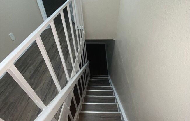 2 beds, 1.5 baths, 949 sqft, $1,450, Unit 277