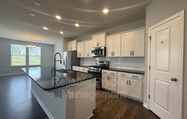 658 CUPOTA DR