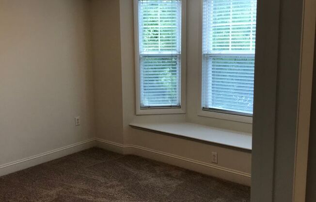 2 beds, 2 baths, 840 sqft, $1,875, Unit 4-0306