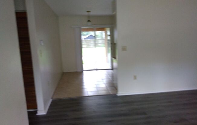 #612-613 Suncrest