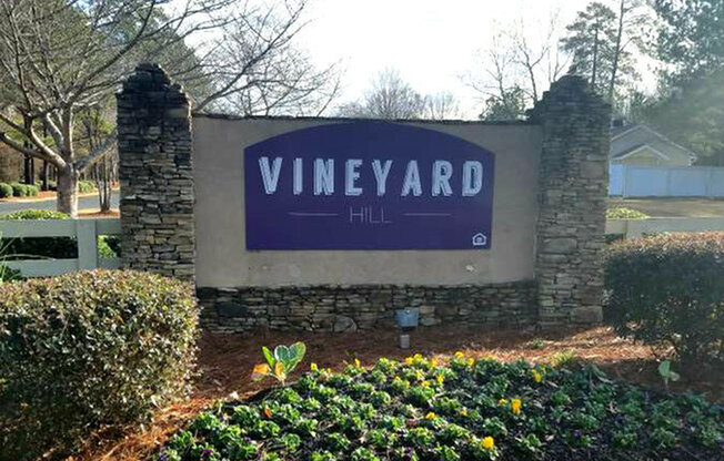 Vineyard Hill Sign