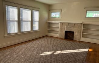 1 bed, 1 bath, 550 sqft, $950, Unit 139 Carmel Rd.