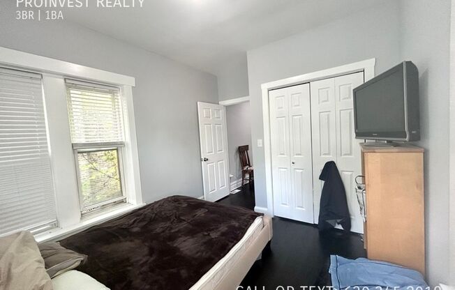 3 beds, 1 bath, 1,300 sqft, $2,550