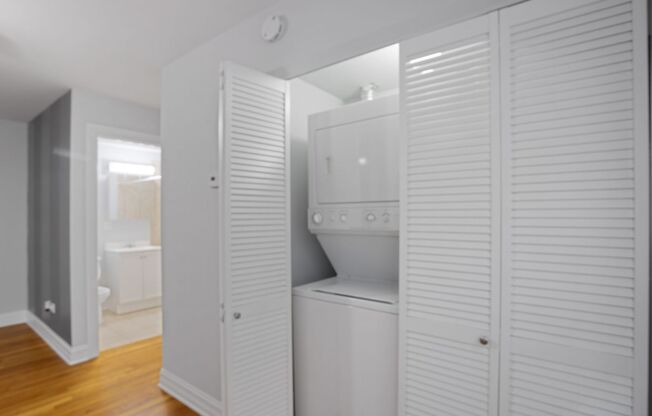 2 beds, 2 baths, 664 sqft, $2,275, Unit 308