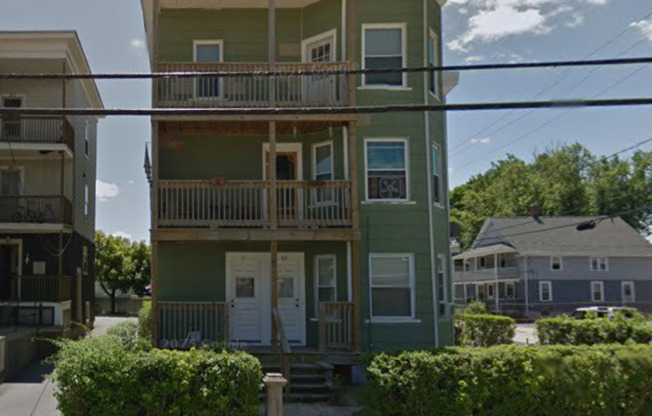 511 ELM ST