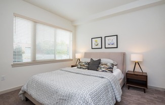 Windsor at Amberglen Apartments | Bedroom